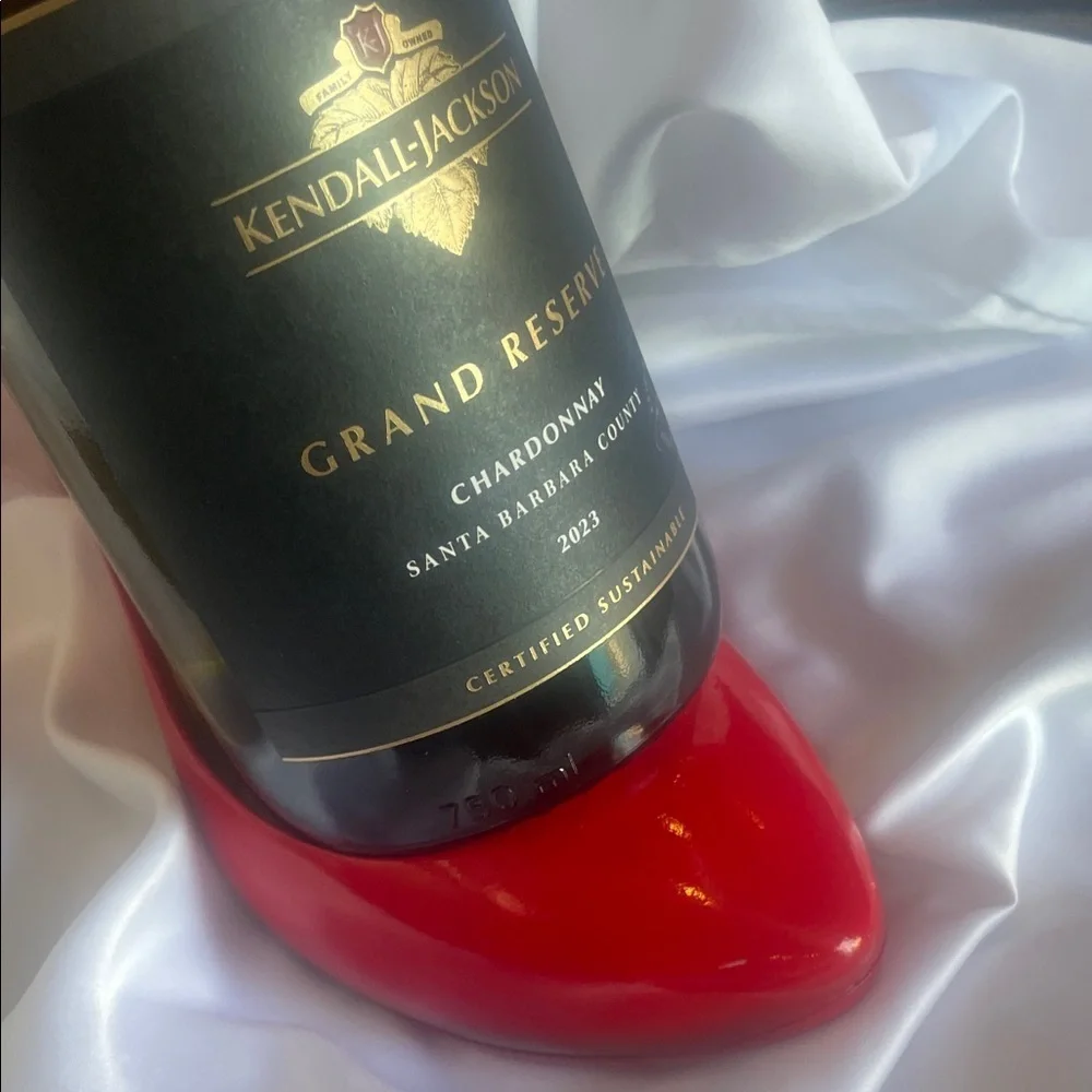 Red Bow Pointed-Toe Women's stiletto heel wine holder. Wine NOT INCLUDED LOL 😂